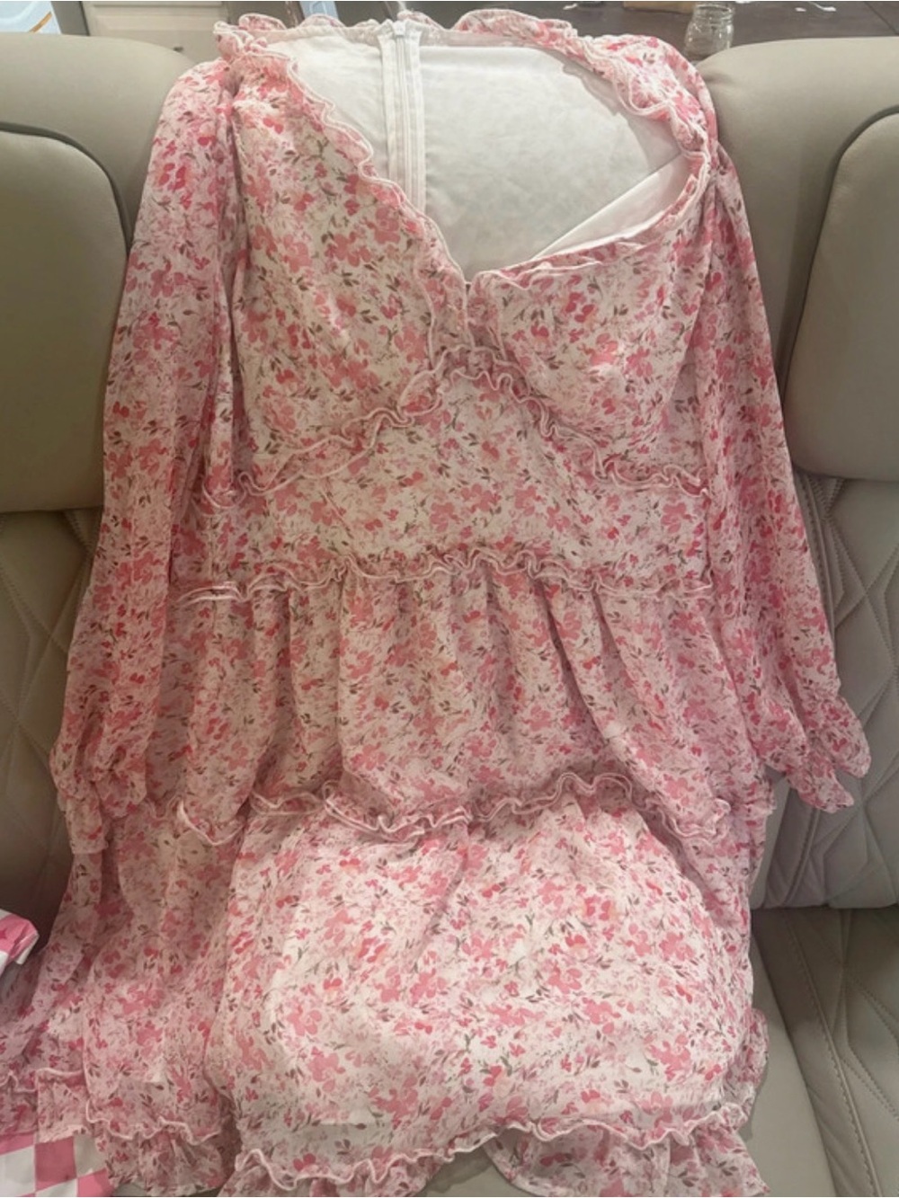 Women’s XL Used Pink Floral Ruffled Dress